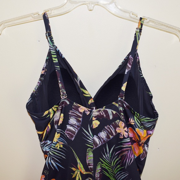 H&M Navy Tropical Floral Print One Piece Swimsuit - Picture 5 of 6